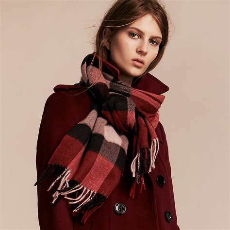 burberry scarf classic cashmere|Burberry cashmere scarf for women.